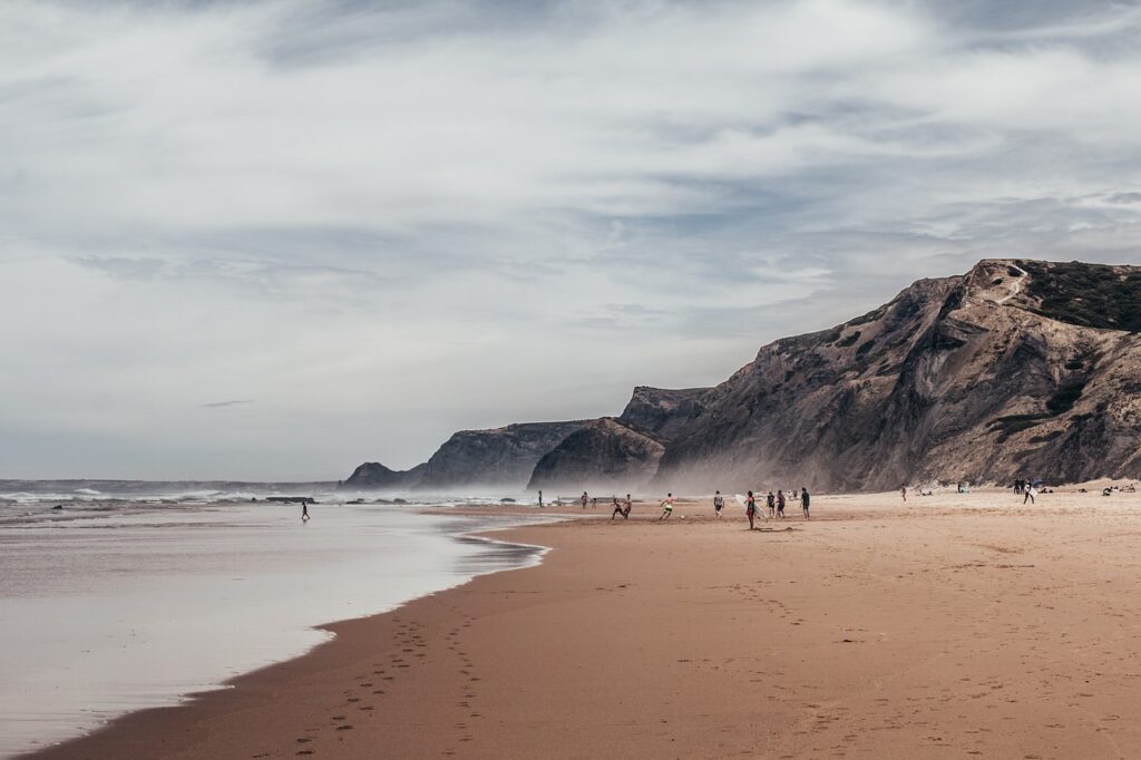 Fotografia de uma praia em Algarve, Faro